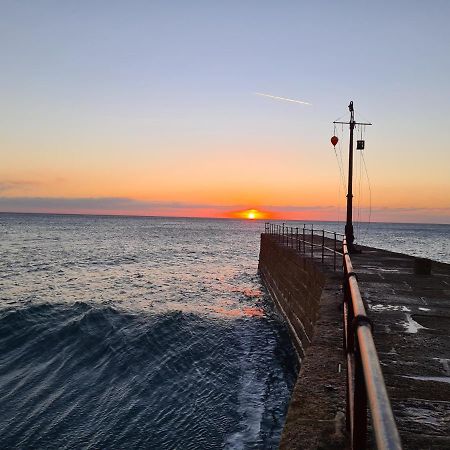 Sun Trap Porthleven Exterior photo